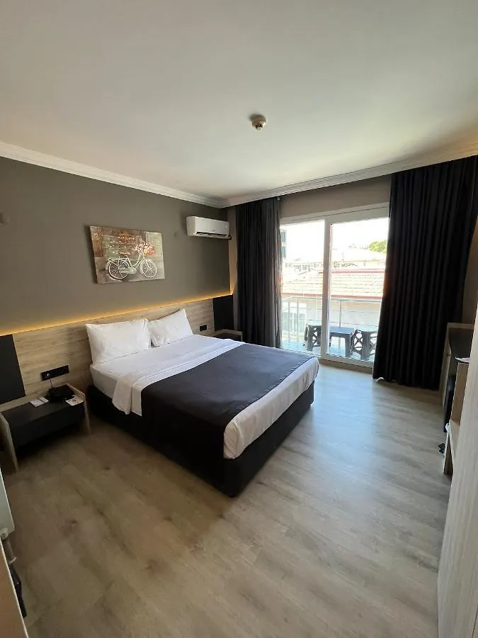 Grand Faik Hotel Cesme