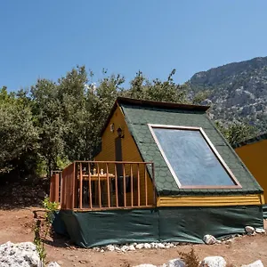 Hotel Goat Bungalow And Camping