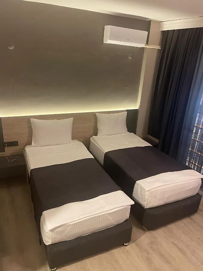 Grand Faik Hotel Çeşme 3*,  Turkije