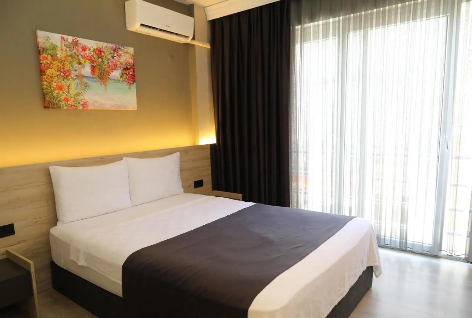 ***  Grand Faik Hotel Çeşme Turquie